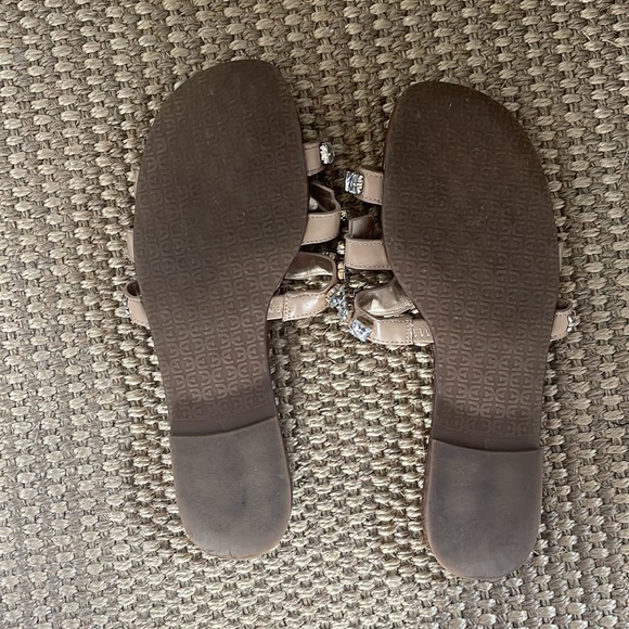 Sam Edelman slides - Picture 3 of 3